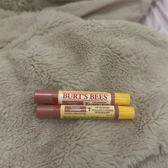 NEW Burt’s Bees Lip Shimmer Peony x2 - Picture 1 of 1
